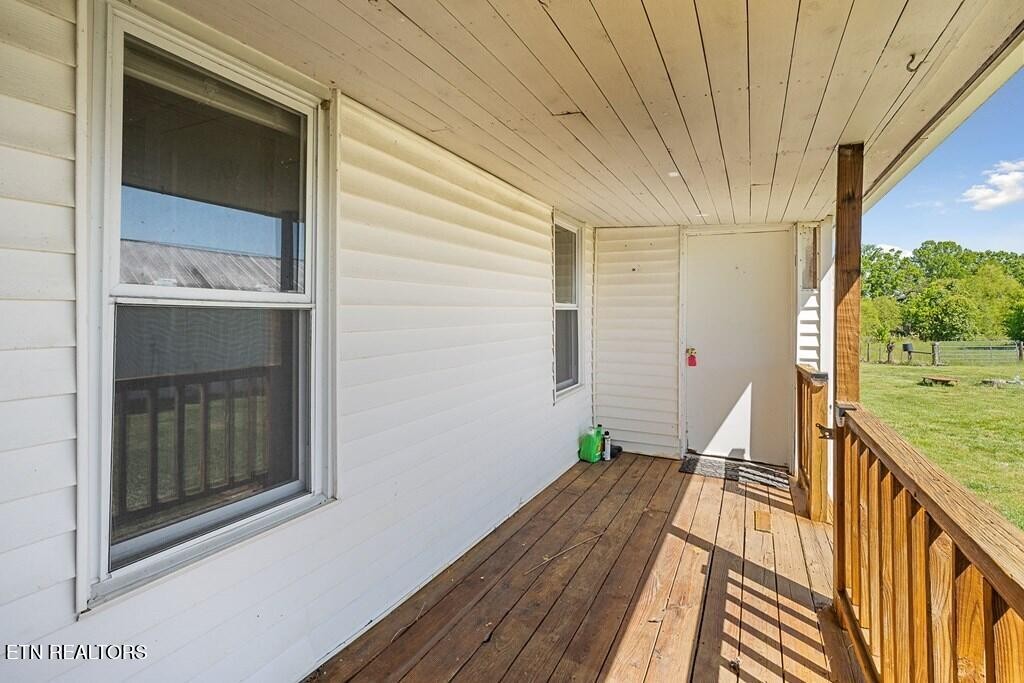 1217 3 Island Road Walling, TN 38587 - Photo 5 of 21 Gallery Image 5