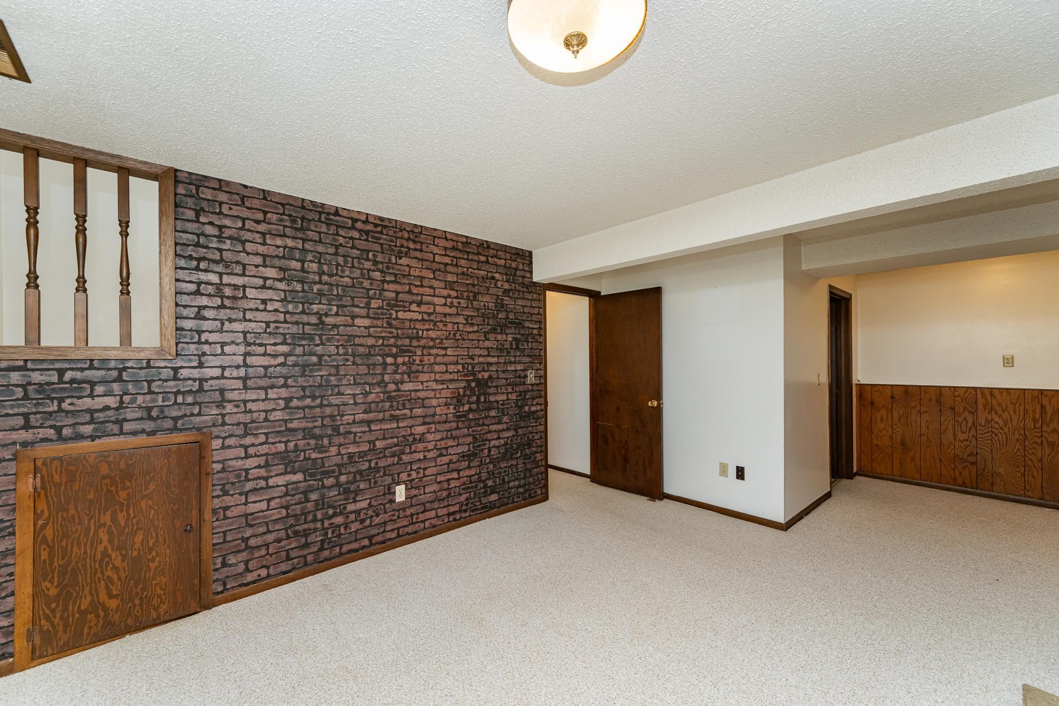 1916 9 1/2 Avenue Southeast Rochester, MN 55904 - Photo 20 of 32