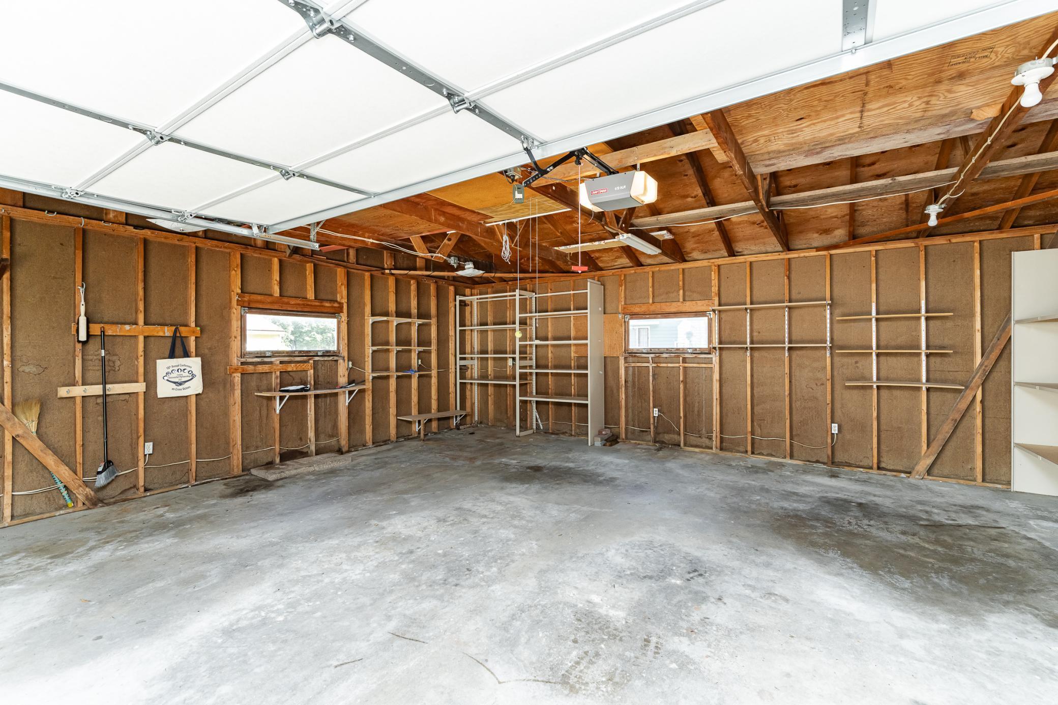 1916 9 1/2 Avenue Southeast Rochester, MN 55904 - Photo 27 of 32