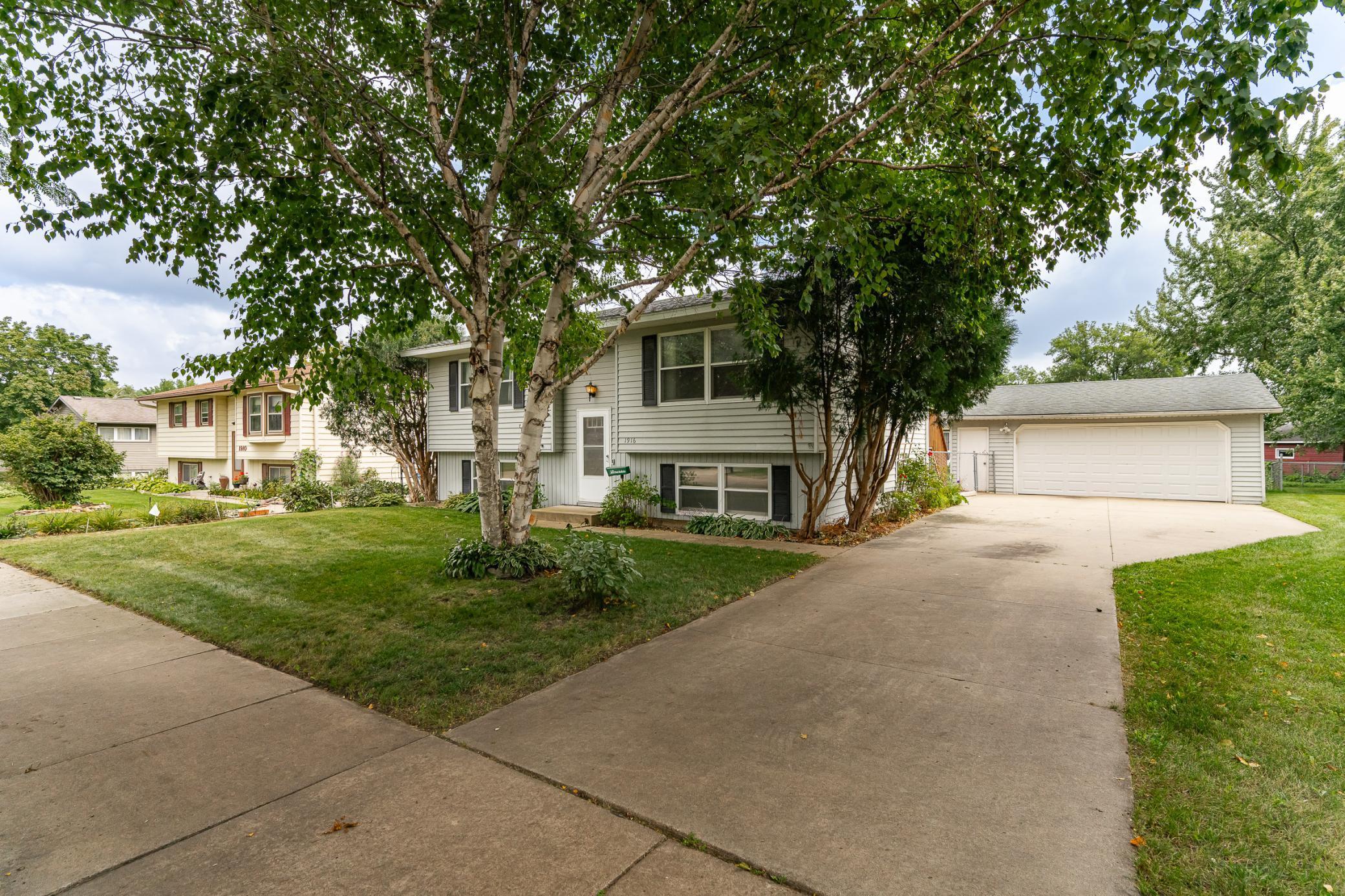 1916 9 1/2 Avenue Southeast Rochester, MN 55904 - Photo 29 of 32