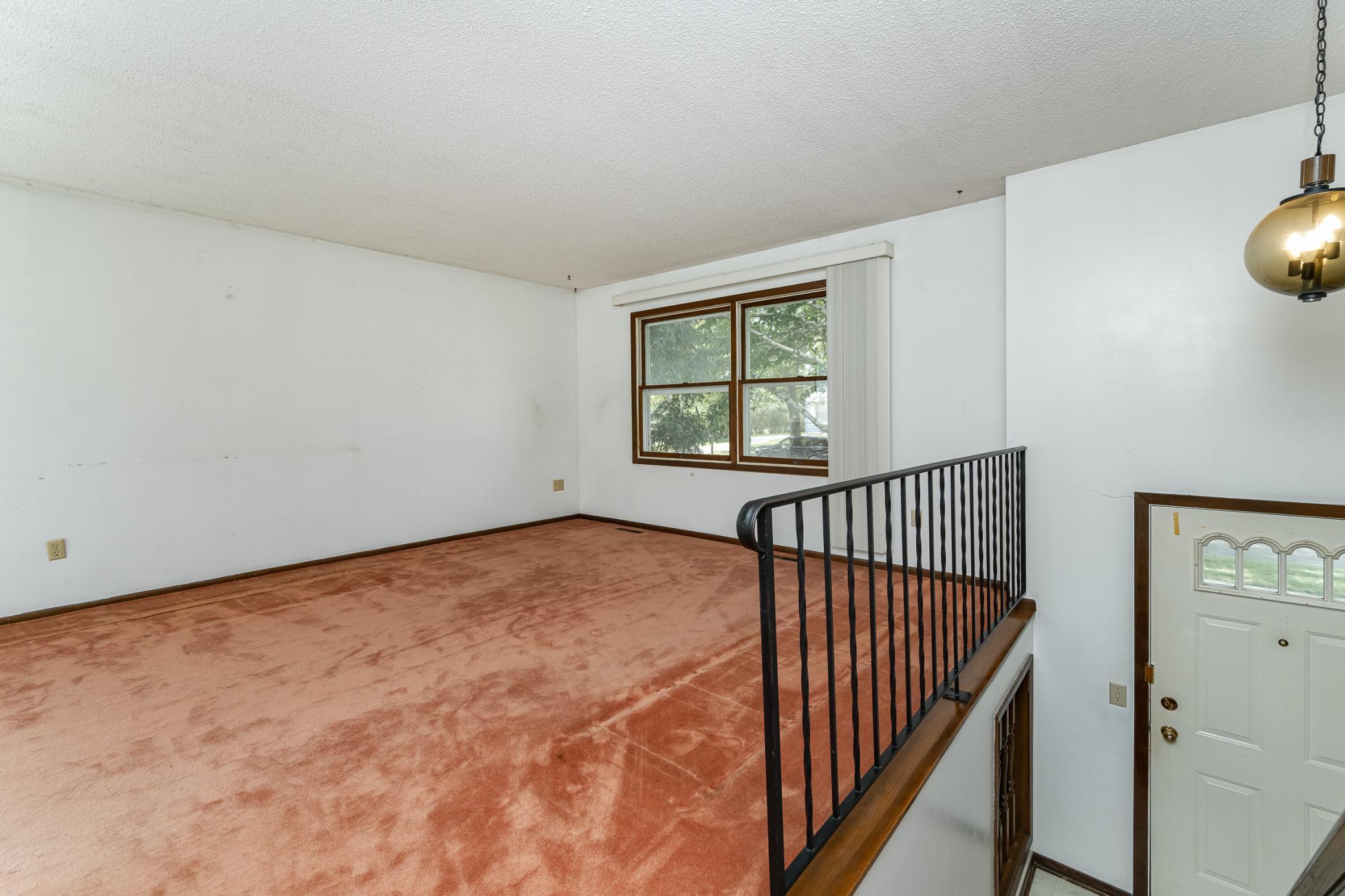 1916 9 1/2 Avenue Southeast Rochester, MN 55904 - Photo 6 of 32