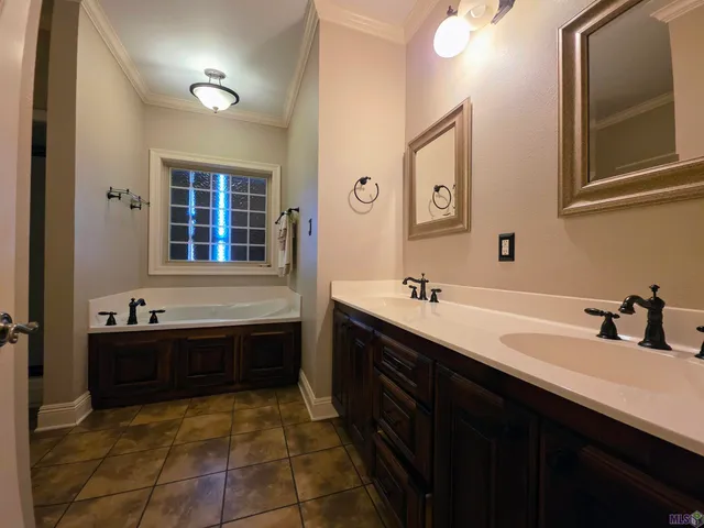 $299,000 | 210 Plantation Drive, Cut Off, LA 70345