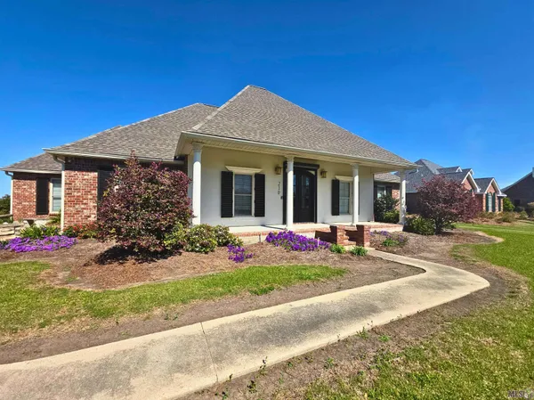 $275,000 | 210 Plantation Drive, Cut Off, LA 70345