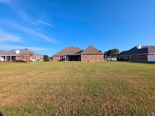 $299,000 | 210 Plantation Drive, Cut Off, LA 70345