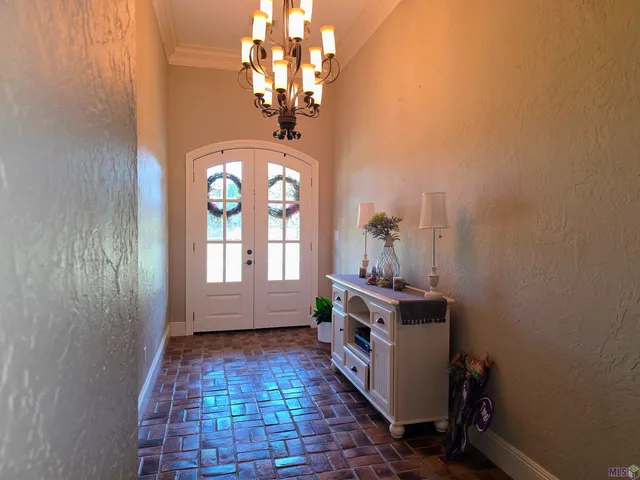 $299,000 | 210 Plantation Drive, Cut Off, LA 70345