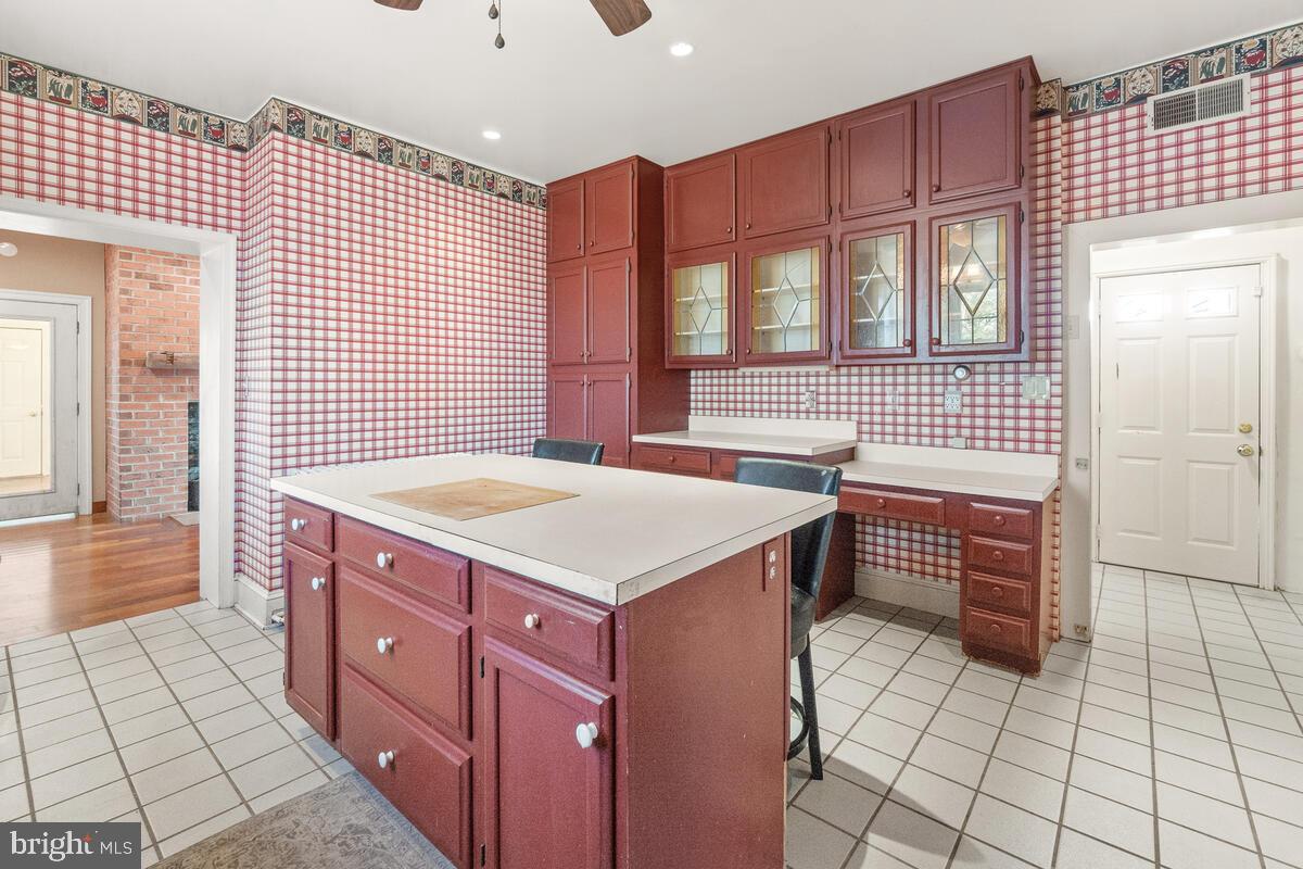 14409 Old Frederick Road Rocky Ridge, MD 21778 - Photo 30 of 82 Kitchen