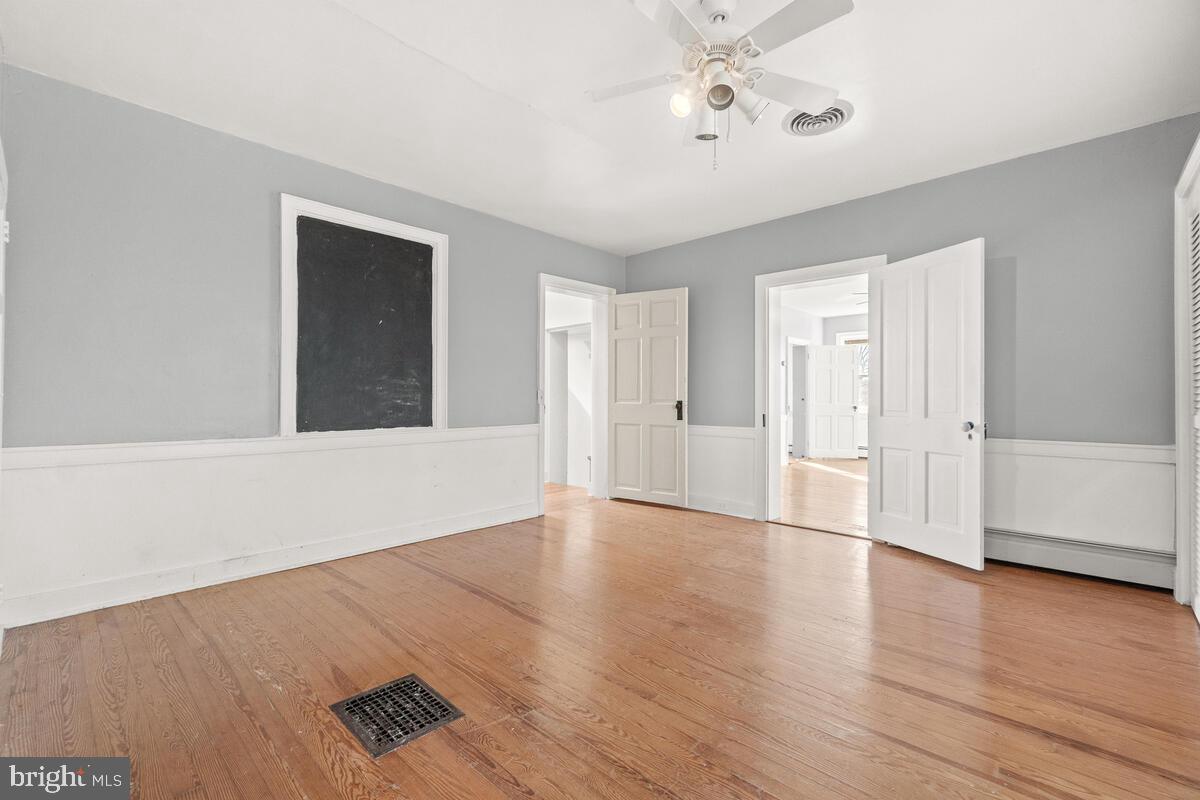 14409 Old Frederick Road Rocky Ridge, MD 21778 - Photo 49 of 82 Bedroom