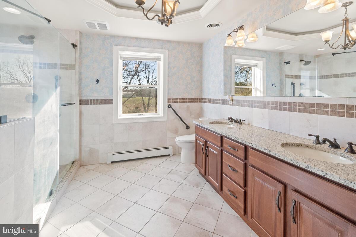 14409 Old Frederick Road Rocky Ridge, MD 21778 - Photo 52 of 82 Primary Full Bath