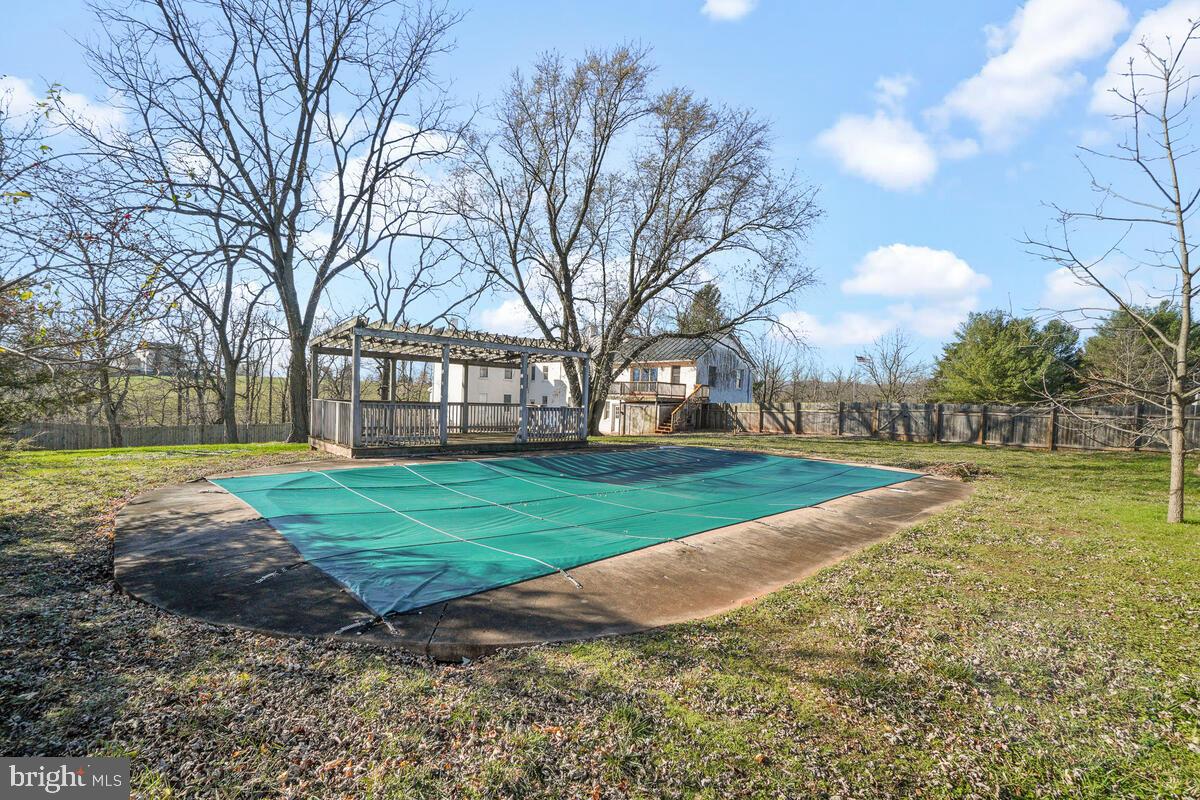 14409 Old Frederick Road Rocky Ridge, MD 21778 - Photo 69 of 82 Pool