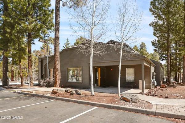 $335,000 | 1385 West University Avenue, Unit 194, Flagstaff, AZ 86001