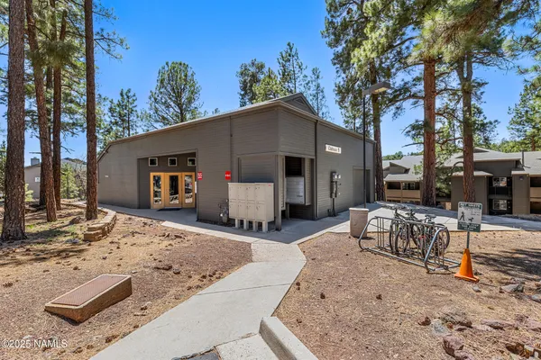$335,000 | 1385 West University Avenue, Unit 194, Flagstaff, AZ 86001