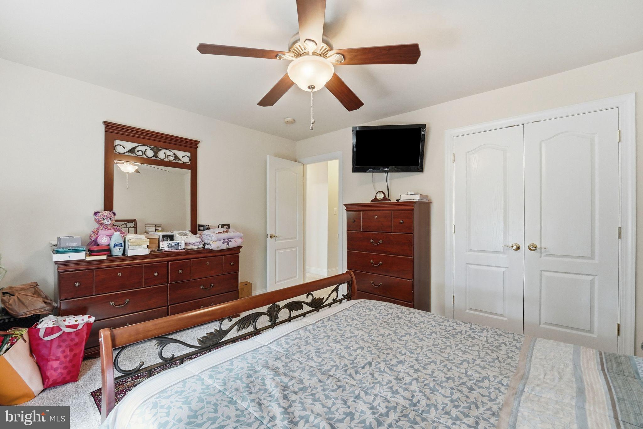 13301 Dumfries Road Manassas, VA 20112 - Photo 17 of 43 Bedroom