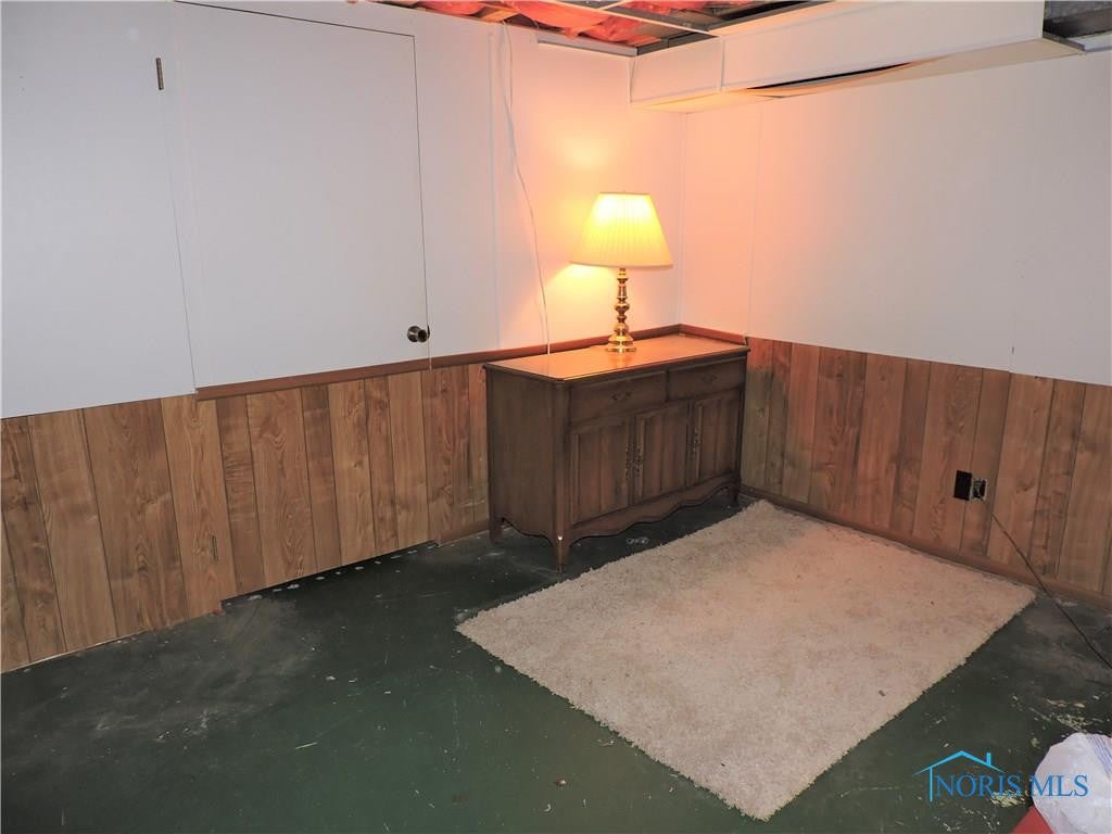 4116 Oak Crest Road Toledo, OH 43623 - Photo 17 of 25 Gallery Image 17