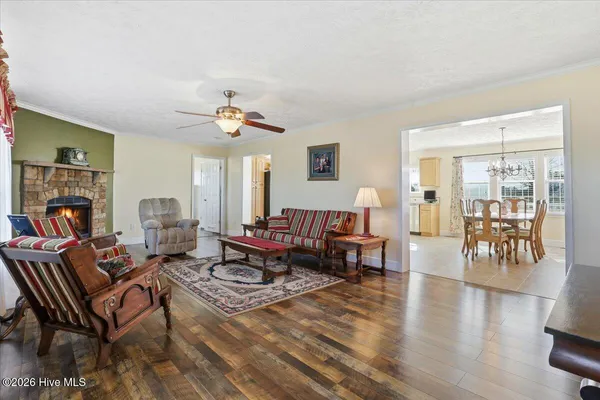 $284,900 | 461 Ralph Dail Road, Mount Olive, NC 28365