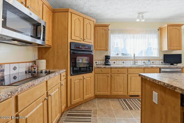 $284,900 | 461 Ralph Dail Road, Mount Olive, NC 28365