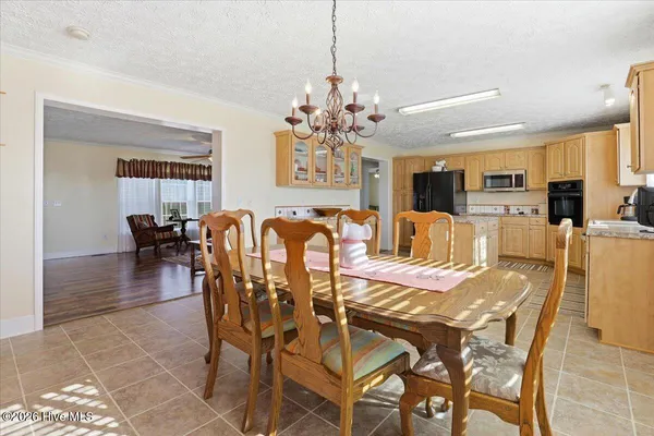 $284,900 | 461 Ralph Dail Road, Mount Olive, NC 28365