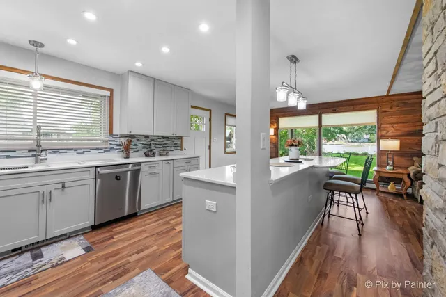 $659,900 | 1423 North River Road, McHenry, IL 60051