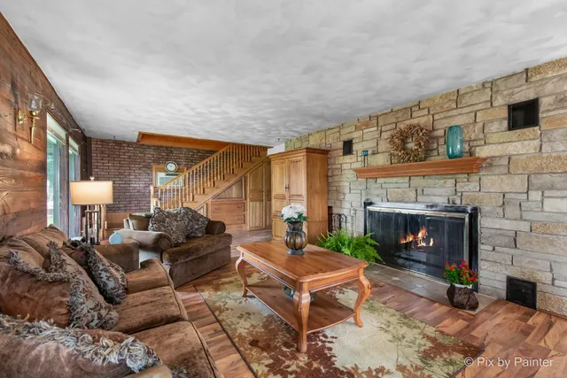 $659,900 | 1423 North River Road, McHenry, IL 60051