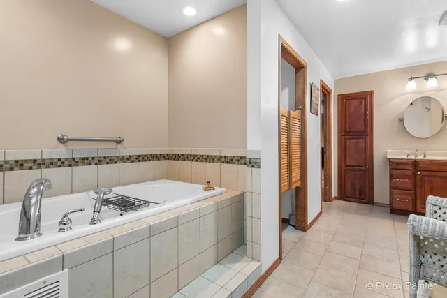 $654,900 | 1423 North River Road, McHenry, IL 60051