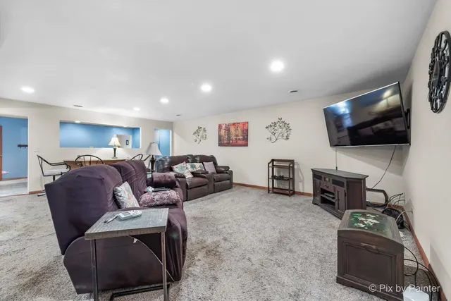 $659,900 | 1423 North River Road, McHenry, IL 60051