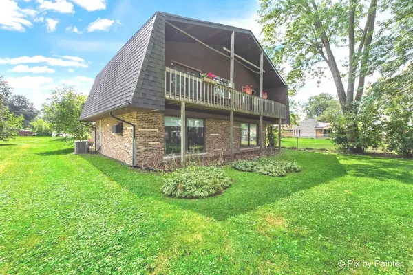 $599,900 | 1423 North River Road, McHenry, IL 60051