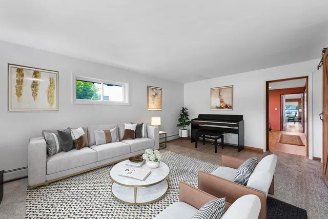 $654,900 | 1423 North River Road, McHenry, IL 60051