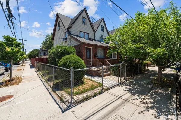 $750,000 | 1511 East 51st Street | Flatlands
