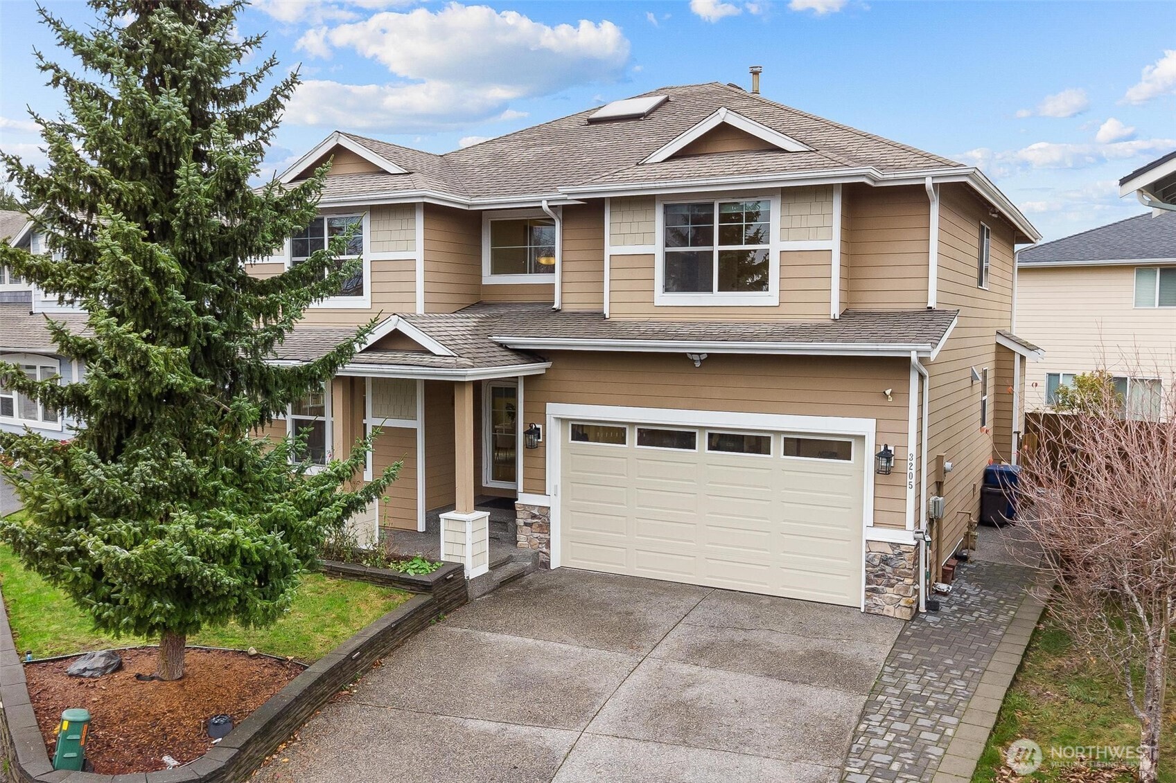 3205 179th Place Southeast Bothell, WA 98012 - Photo 1 of 40