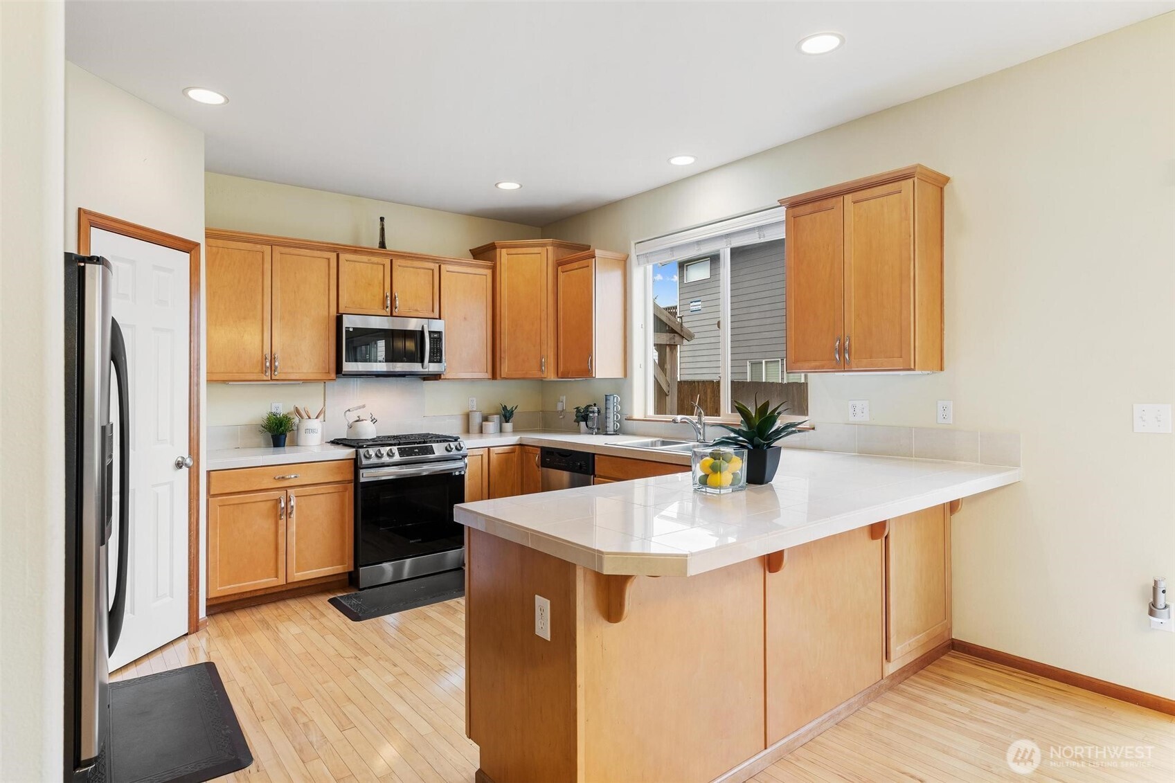 3205 179th Place Southeast Bothell, WA 98012 - Photo 10 of 40