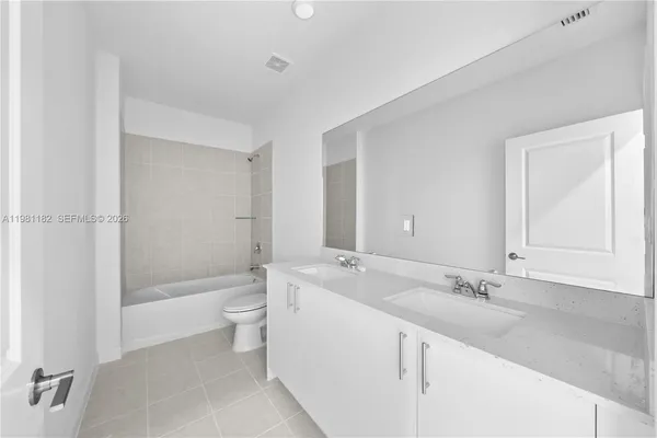 $3,950 | 2310 Southeast 28th Street, Homestead, FL 33035