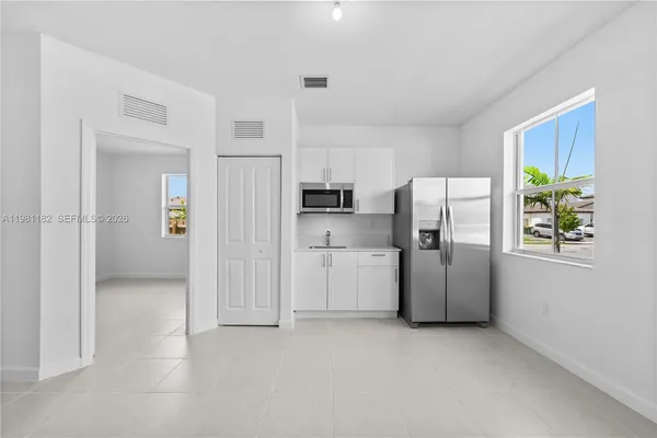 $3,950 | 2310 Southeast 28th Street, Homestead, FL 33035