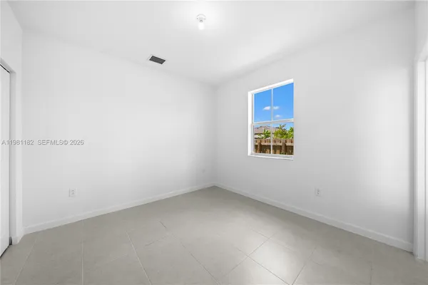 $3,950 | 2310 Southeast 28th Street, Homestead, FL 33035