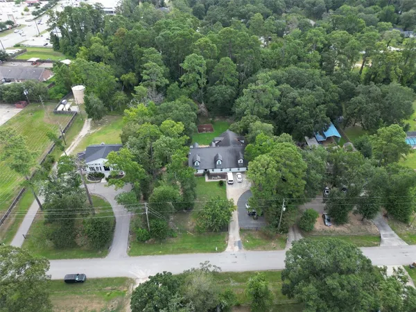 $699,900 | 29818 East Hawthorne Drive, Spring, TX 77386