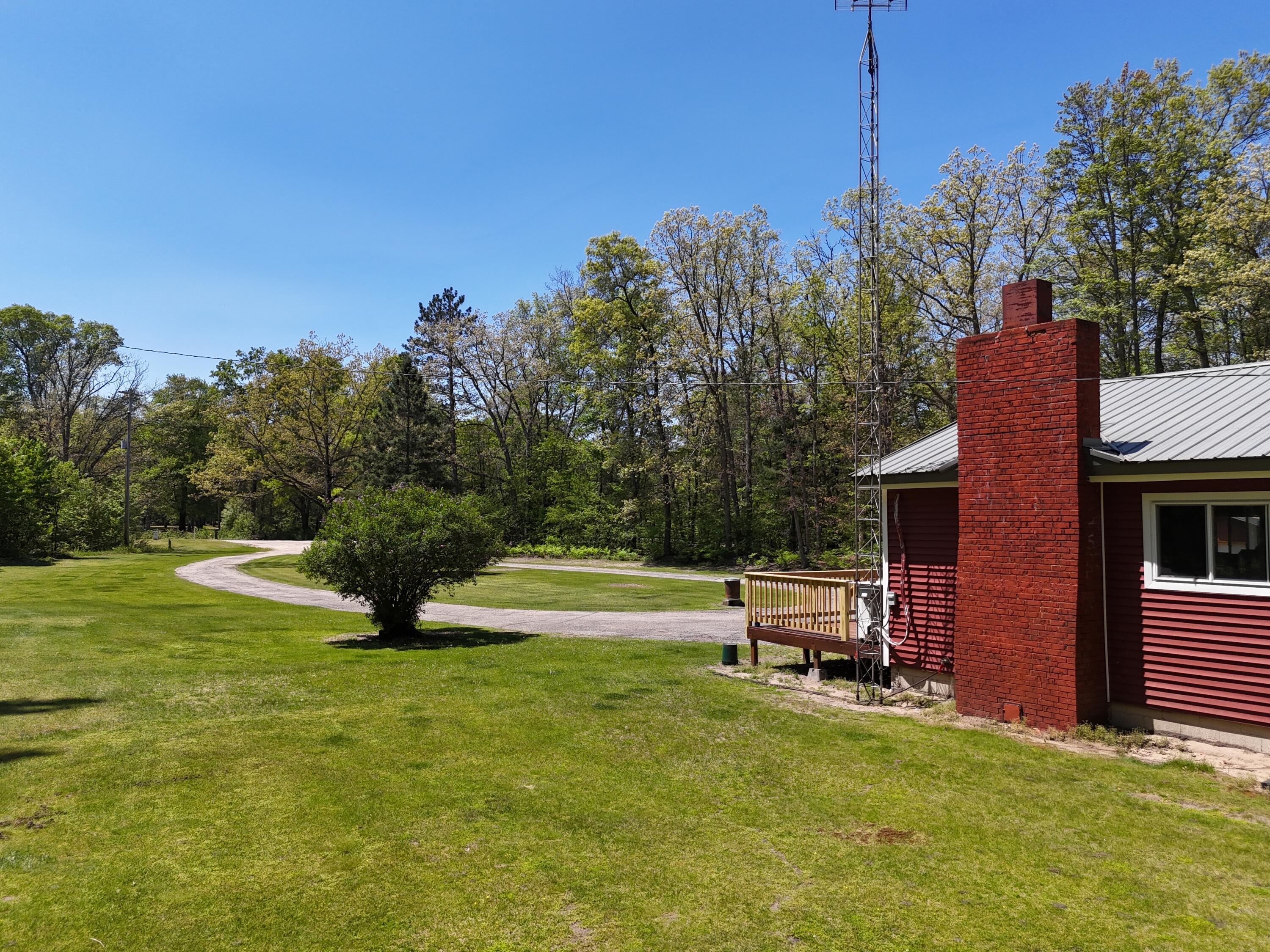 663 Seaman Road Wellston, MI 49689 - Photo 36 of 44 663 Seaman
