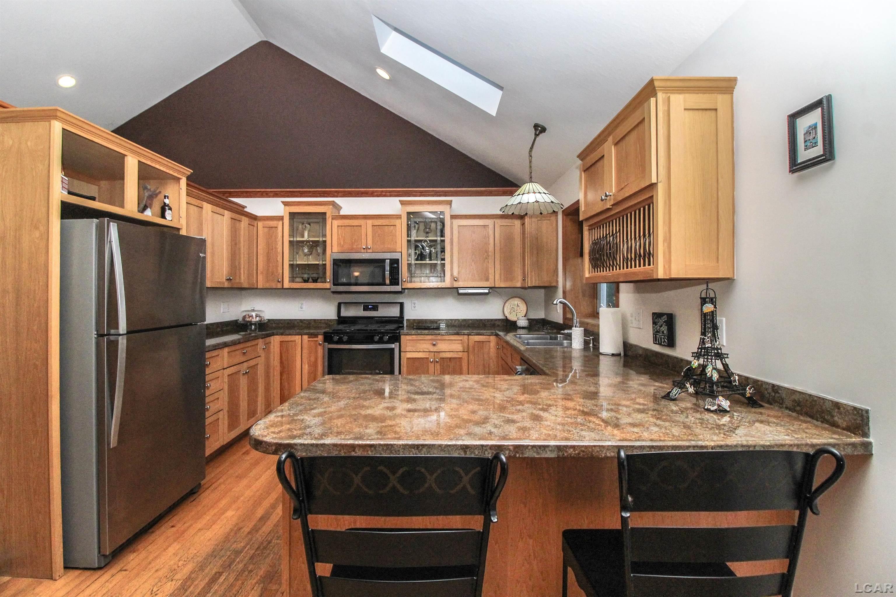 13468 Laplaisance Road Monroe, MI 48161 - Photo 11 of 38 KITCHEN