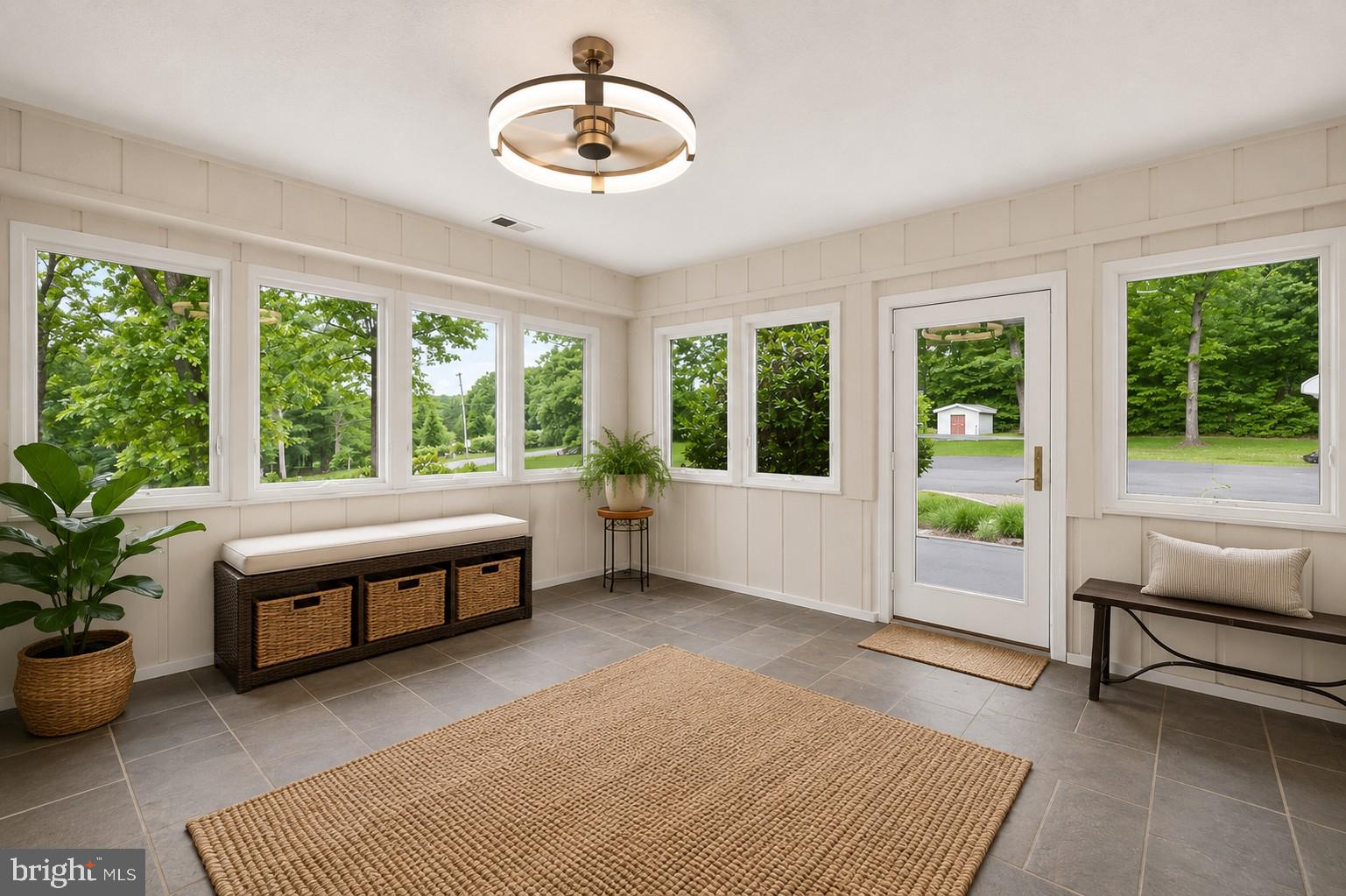 41726 Stumptown Road Leesburg, VA 20176 - Photo 14 of 91 Virtually Staged - Covered/Enclosed Side Entrance