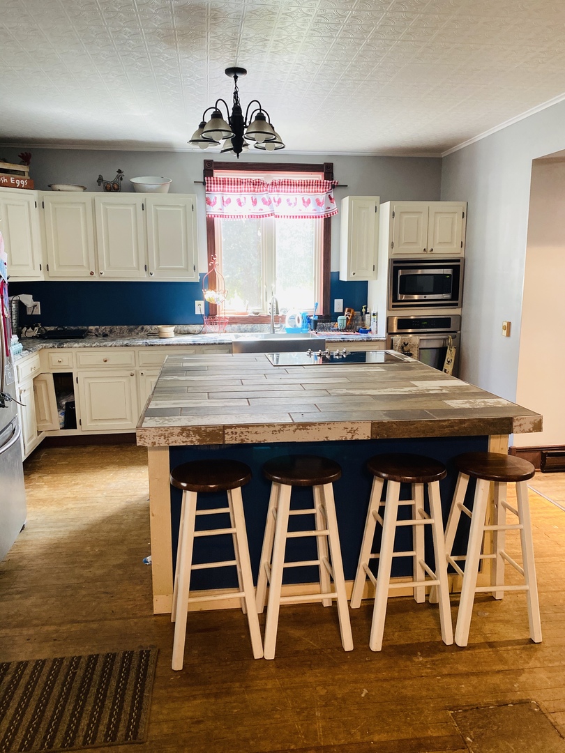 2385 Reynolds Road Ashton, IL 61006 - Photo 3 of 25