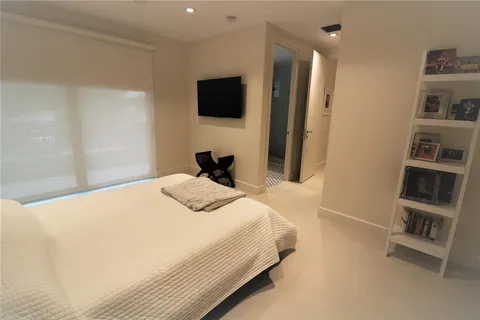 $9,000 | 617 Southwest 10th Street, Fort Lauderdale, FL 33315