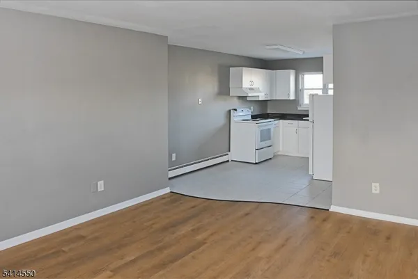 $1,750 | 191 North Beverwyck Road, Lake Hiawatha, NJ 07034