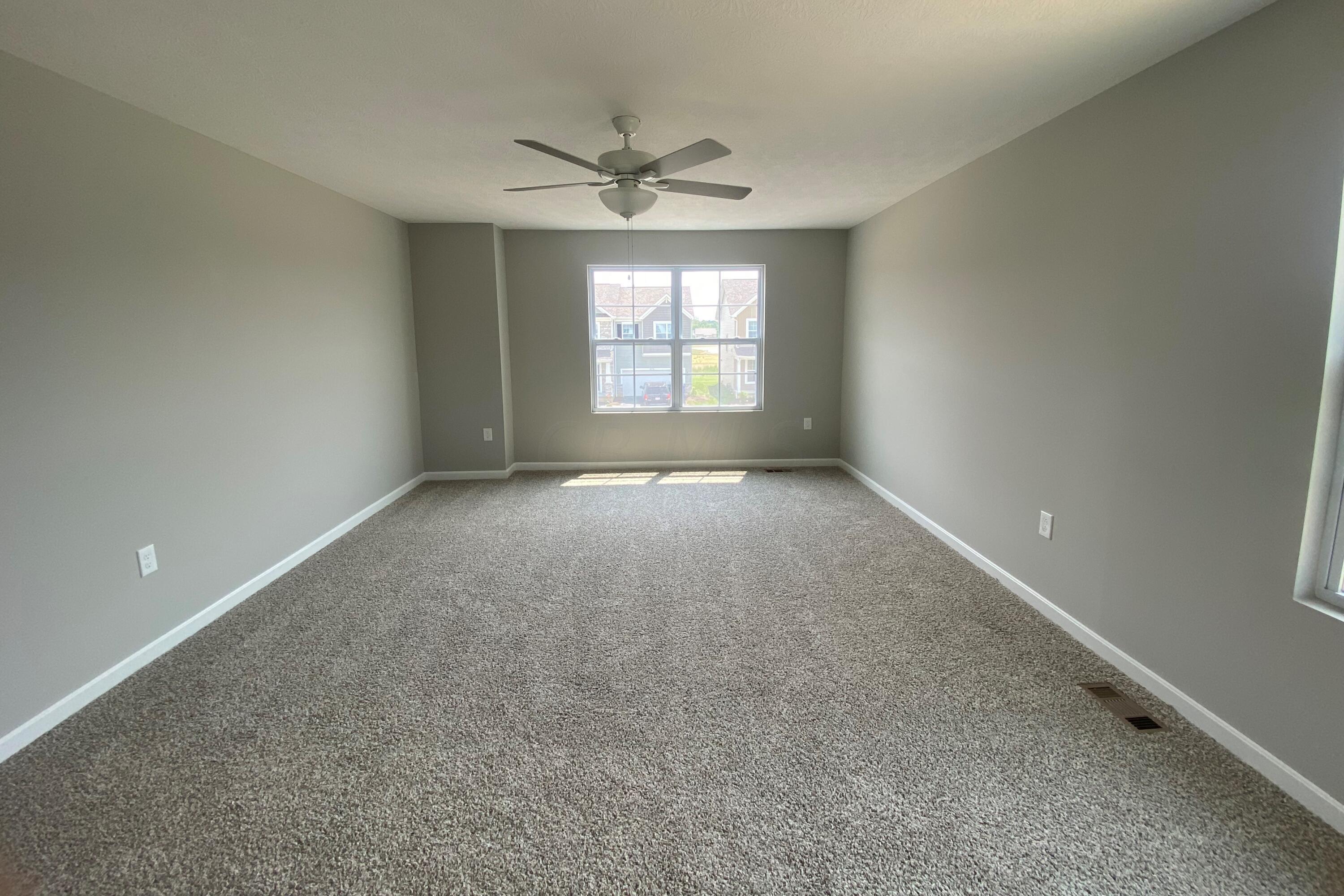 8074 Marilyn Road Reynoldsburg, OH 43068 - Photo 29 of 39 Owner's Bedroom
