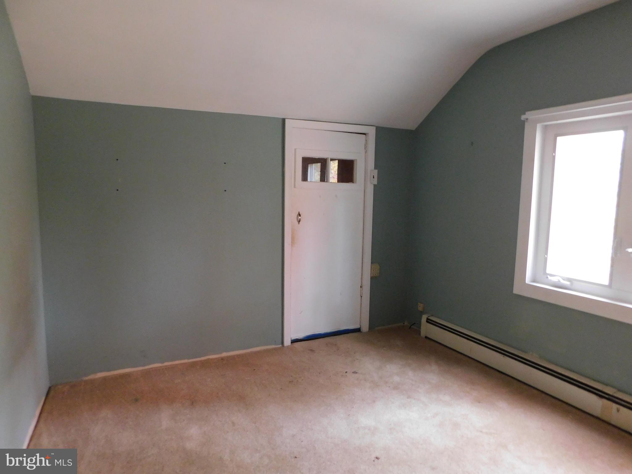 200 Old New Road Warrington, PA 18976 - Photo 28 of 54 Third Bedroom and Access to Basement