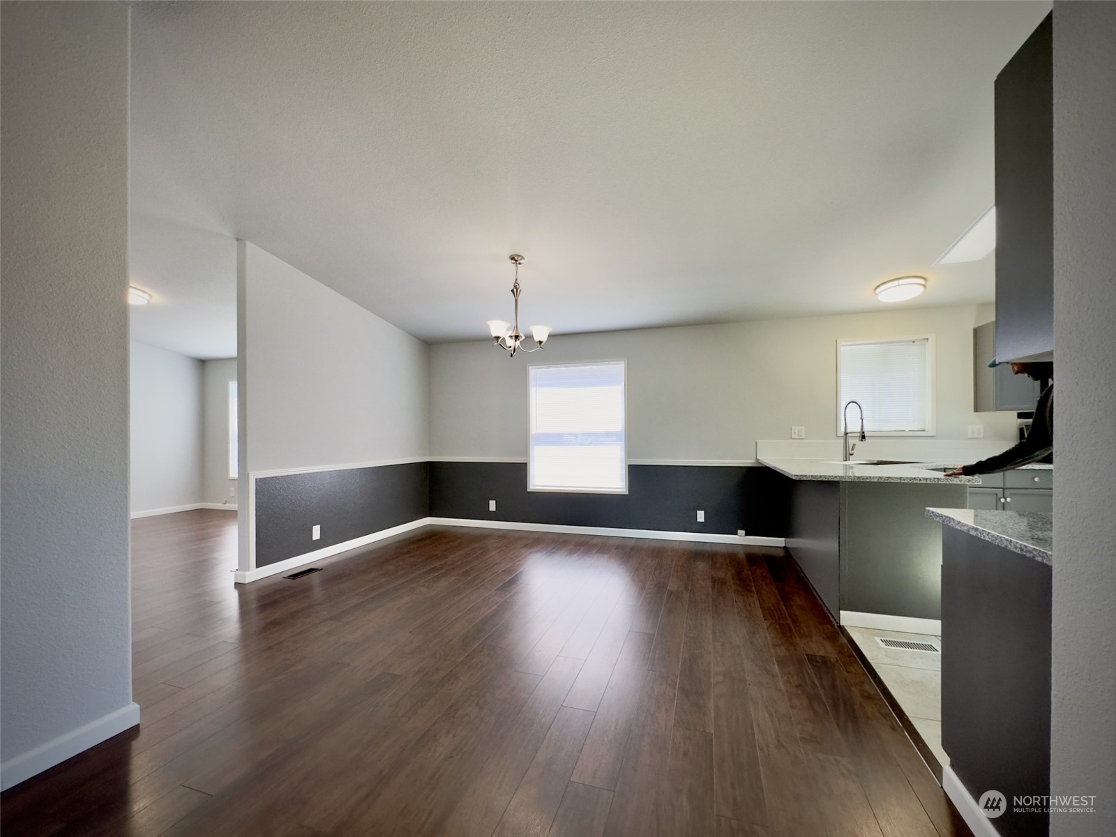 84 Heuhslein Road Port Angeles, WA 98362 - Photo 5 of 39 Gallery Image 5