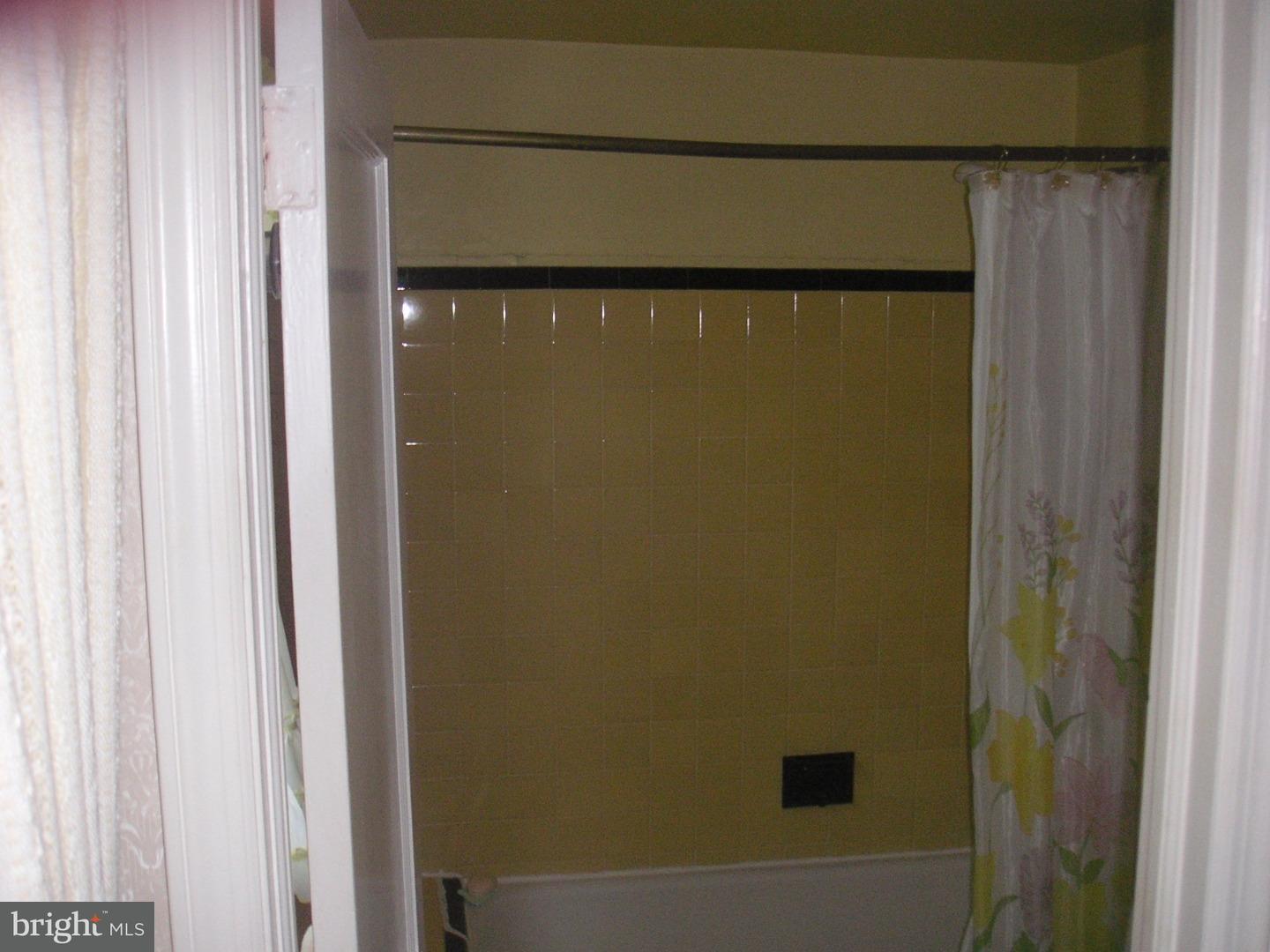 446 Briarhill Road Springfield, PA 19064 - Photo 11 of 19