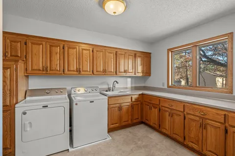 $550,000 | 4508 149th Avenue Northwest, Andover, MN 55304