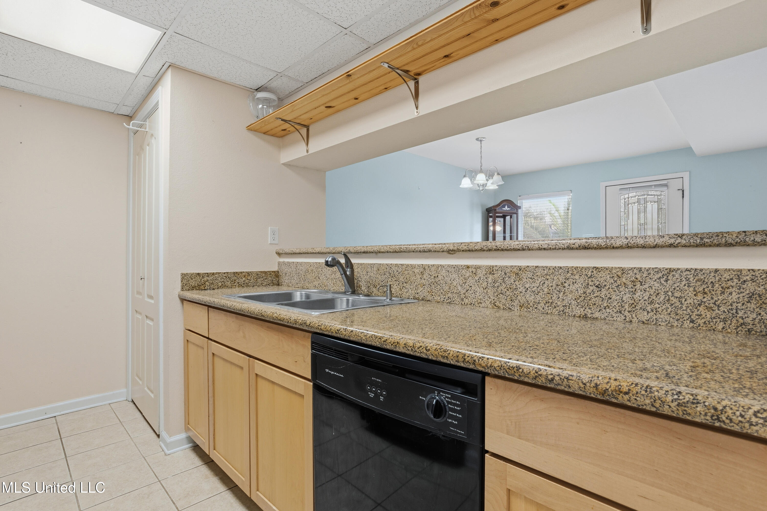 3230 Cumberland Road, Unit 81 Ocean Springs, MS 39564 - Photo 20 of 64 0016