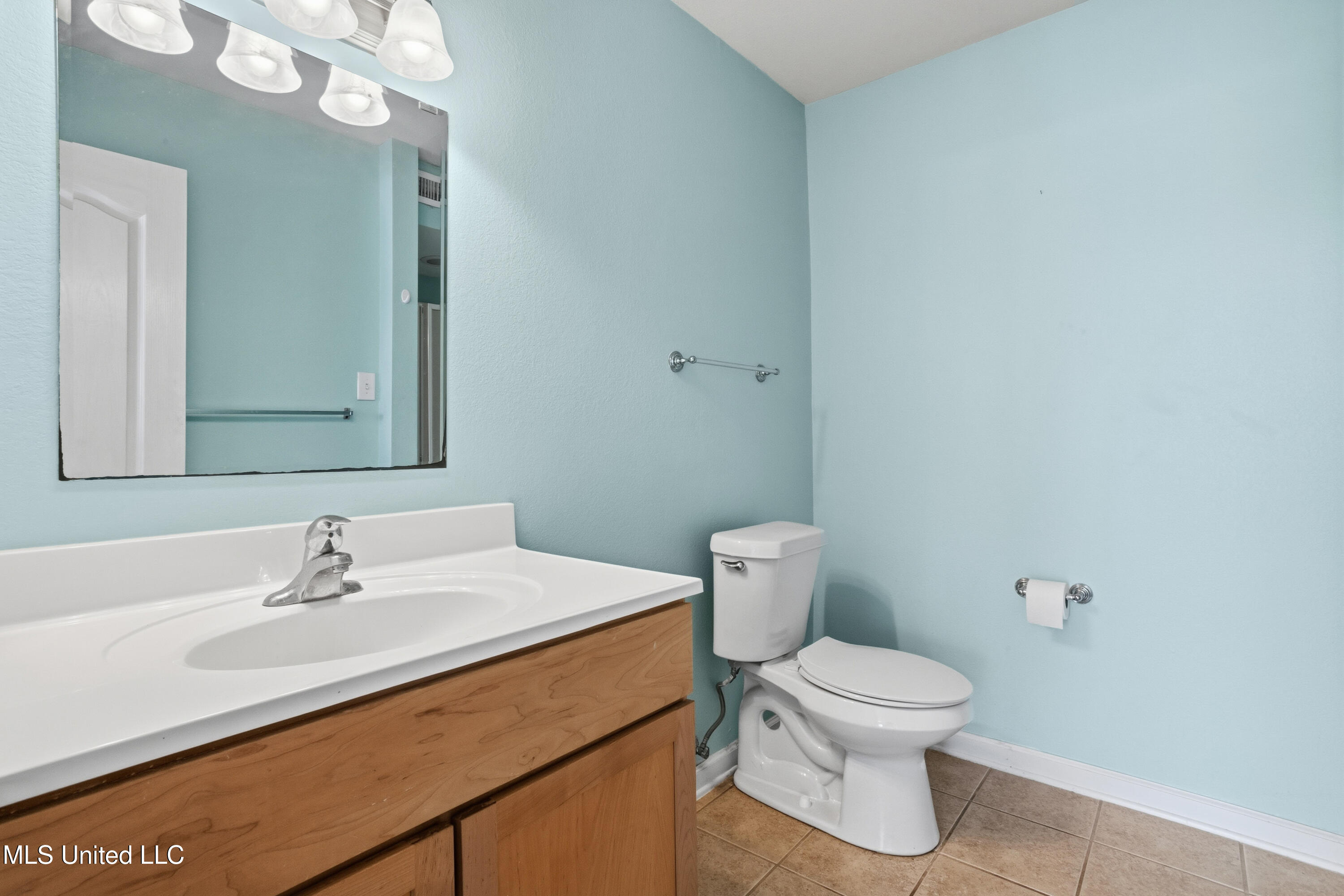 3230 Cumberland Road, Unit 81 Ocean Springs, MS 39564 - Photo 30 of 64 0026