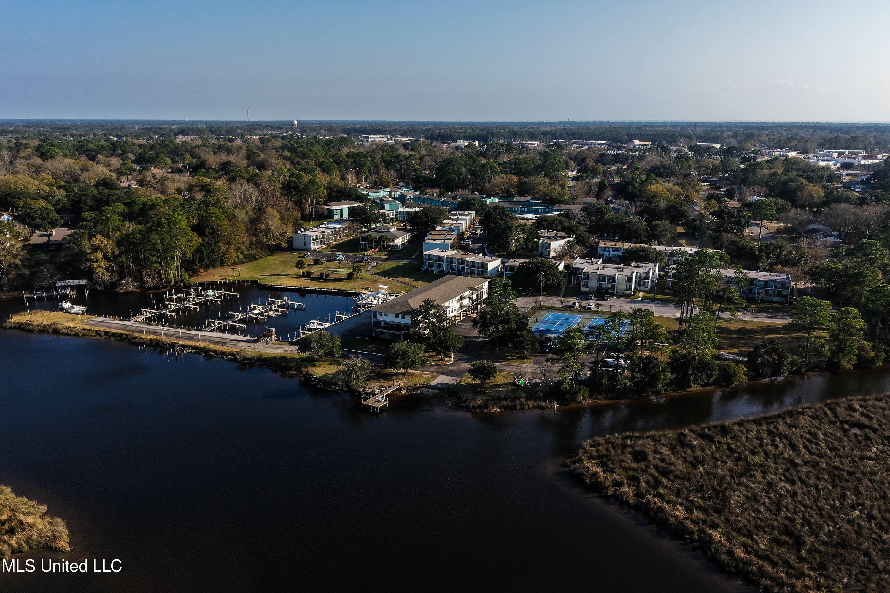 3230 Cumberland Road, Unit 81 Ocean Springs, MS 39564 - Photo 36 of 64 0040