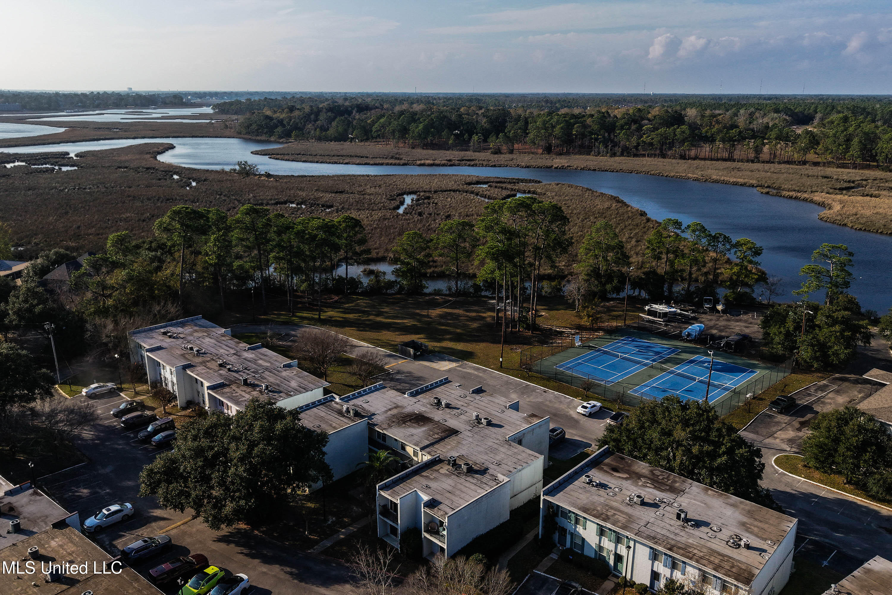 3230 Cumberland Road, Unit 81 Ocean Springs, MS 39564 - Photo 38 of 64 0038