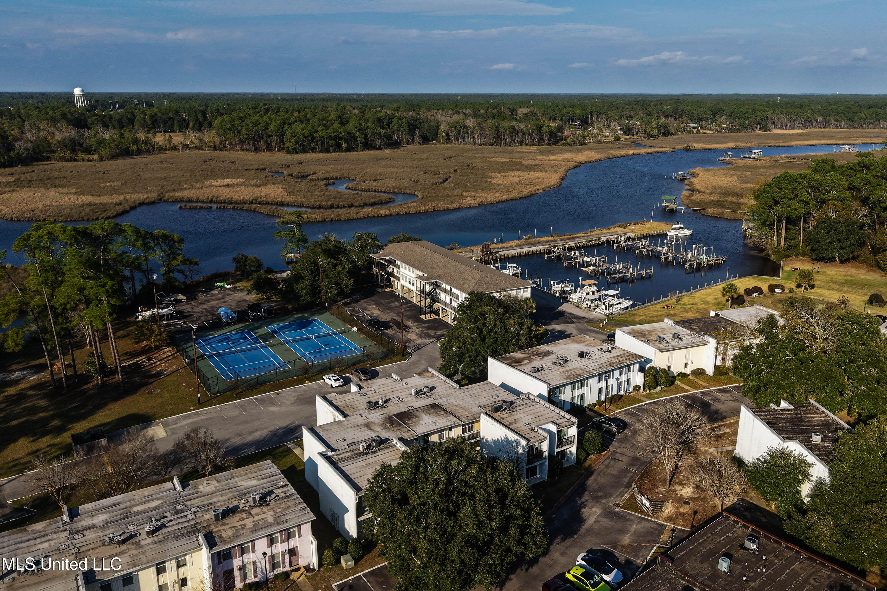 3230 Cumberland Road, Unit 81 Ocean Springs, MS 39564 - Photo 39 of 64 0037