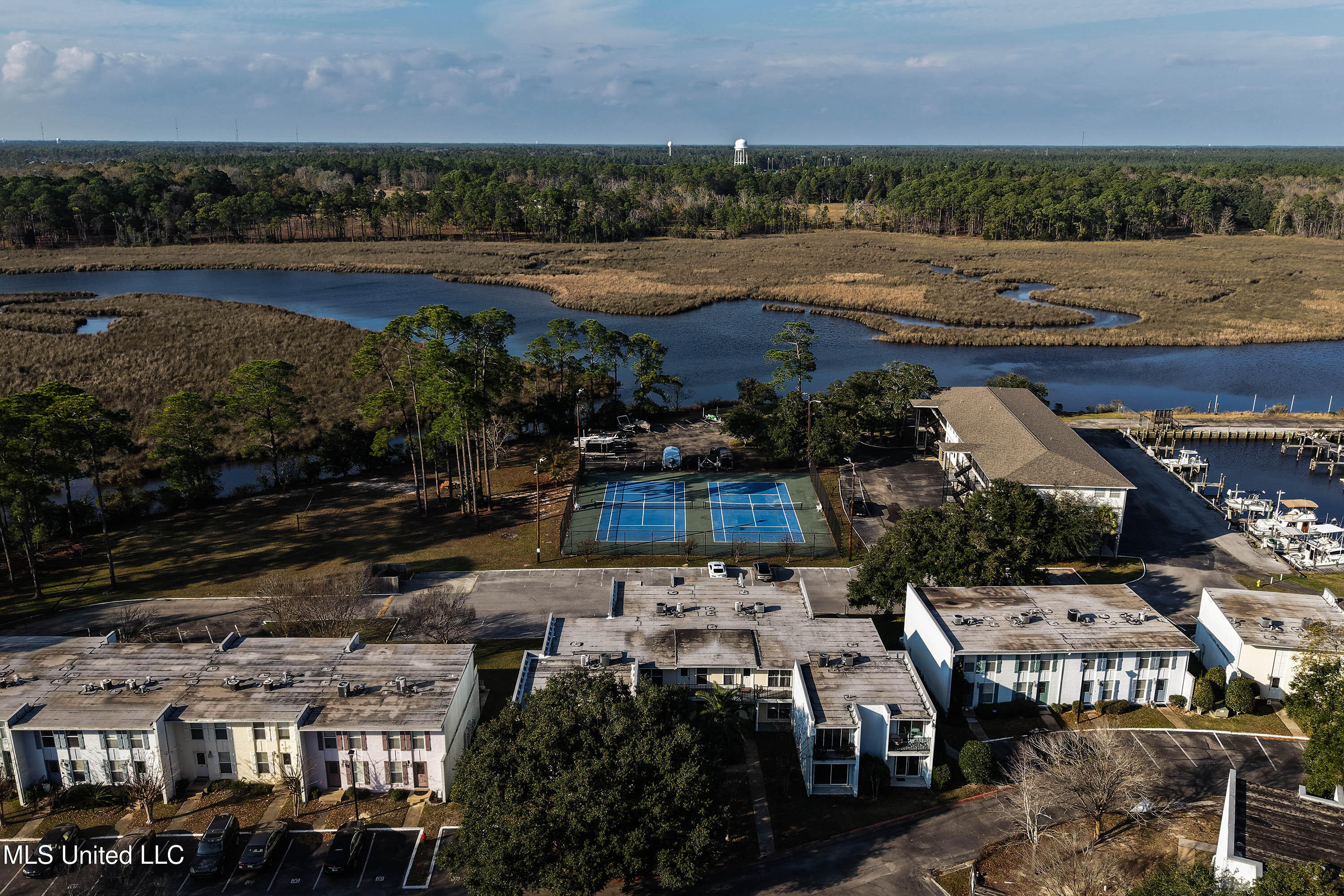 3230 Cumberland Road, Unit 81 Ocean Springs, MS 39564 - Photo 40 of 64 0036